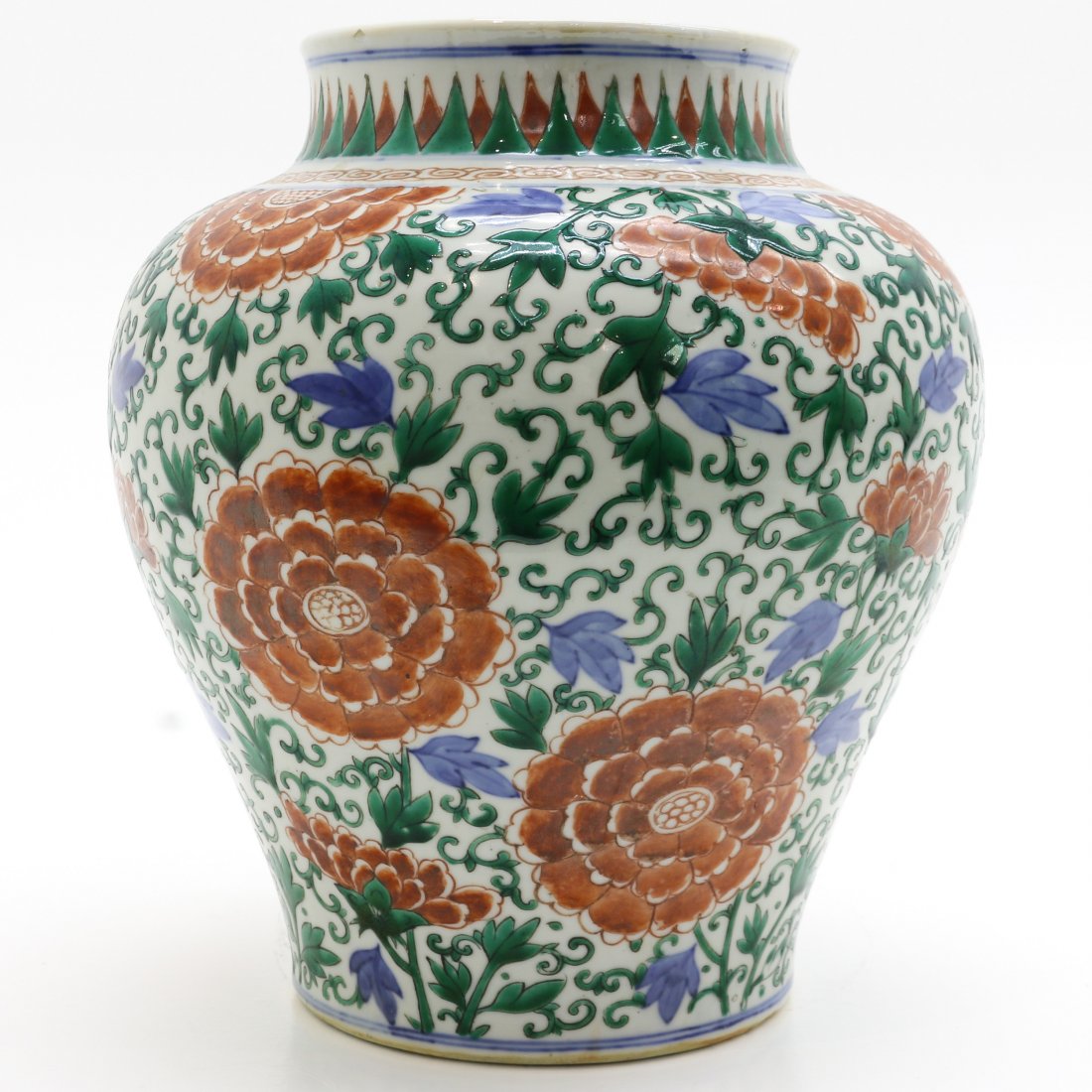China Porcelain Wucai Decor Vase (1 of 6)