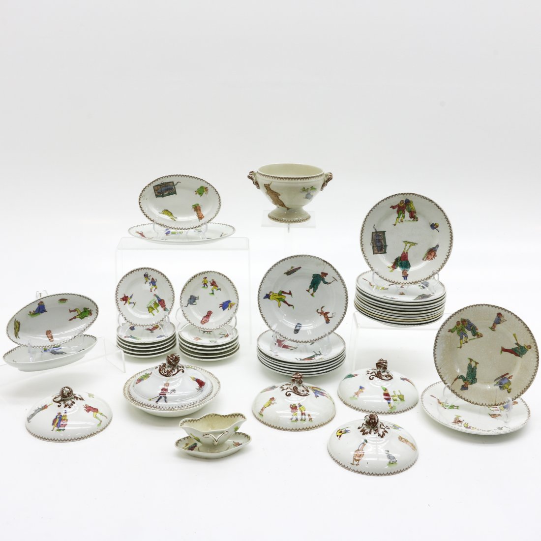Passe Temps Sarreguemines Childrens Service: Approximately 43 pieces.