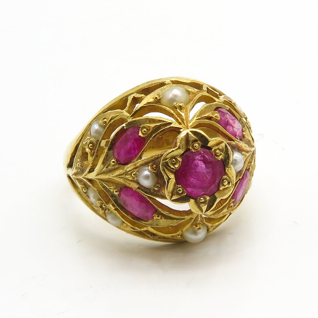 18KG Ladies Ruby and Pearl Ring (1 of 1)