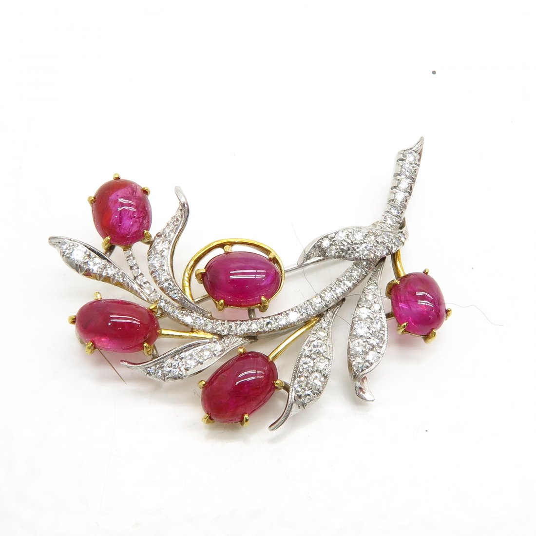 14KG Ruby and Diamond Brooch (1 of 1)