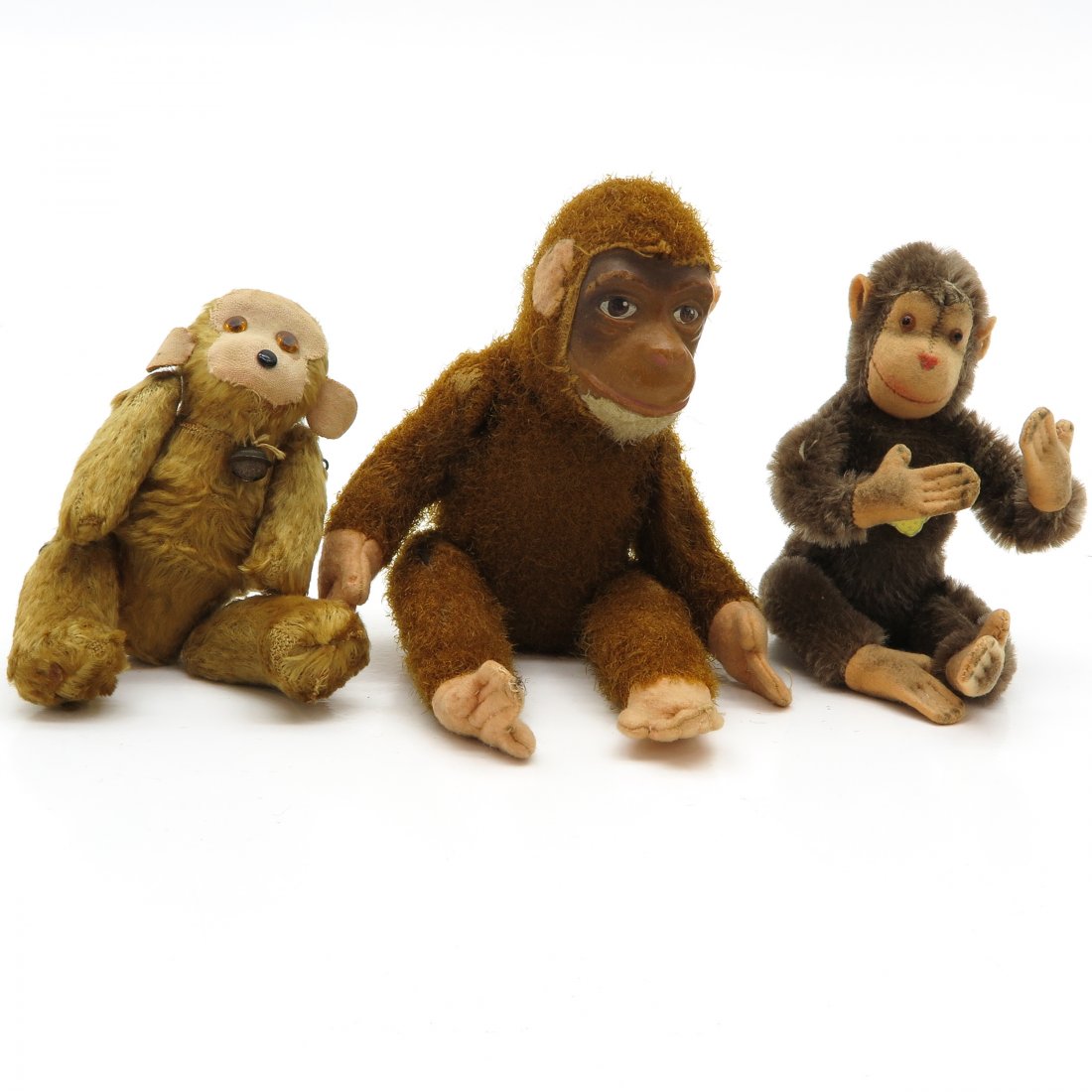 Lot of 3 Toy Apes Including Steiff Jocko: Longest is 21 cm.