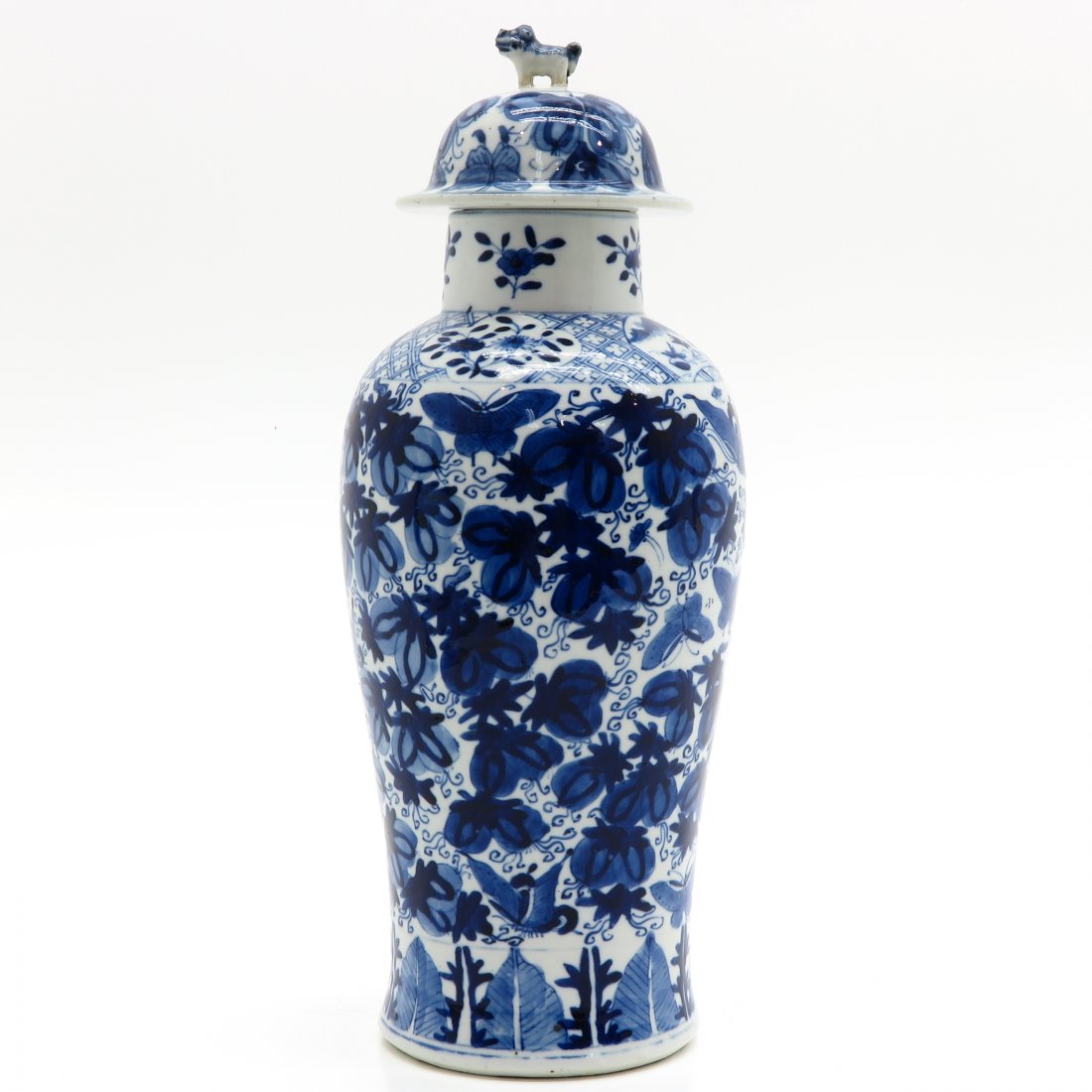 China Porcelain Lidded Vase: Marked with 4 characters, 40 cm. tall, foo dog on lid is restored.