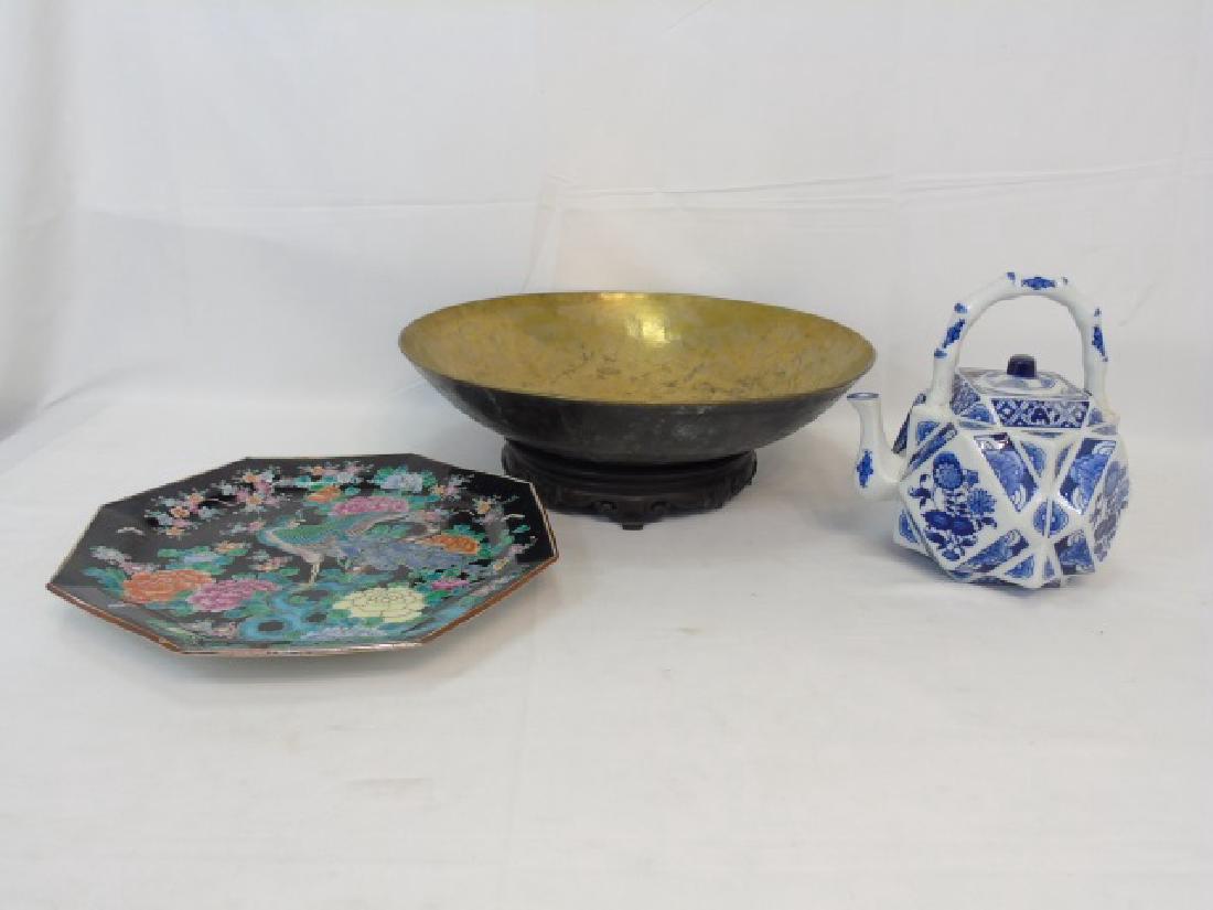 Group of Chinese and Japanese Table Items (1 of 4)