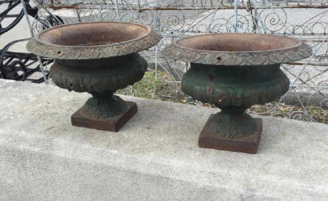 Pair Cast Iron Victorian Style Garden Pot / Urns (1 of 3)
