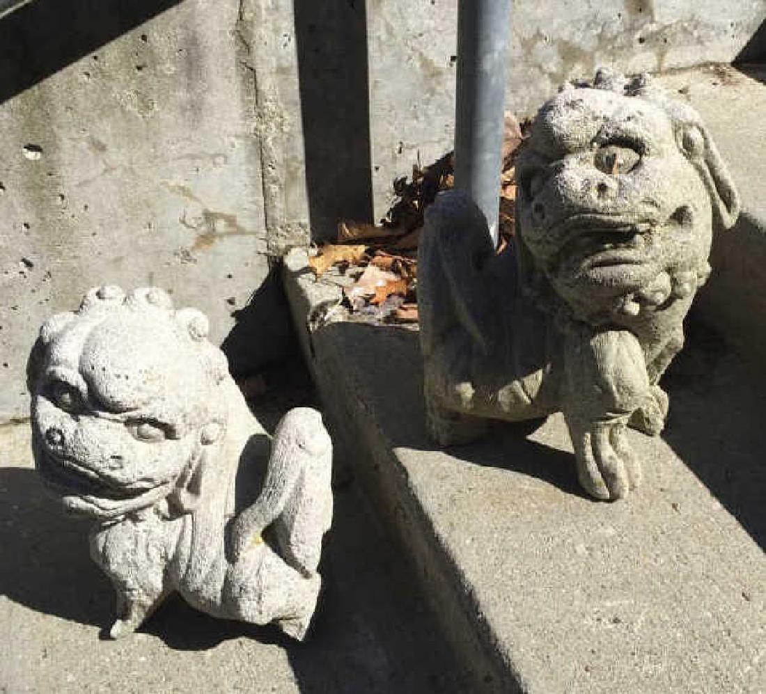 Pair Cast Stone Chinese Foo Dog Garden Statues (1 of 3)