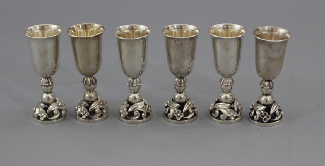 Six International Sterling Silver Cordials Goblets (1 of 5)