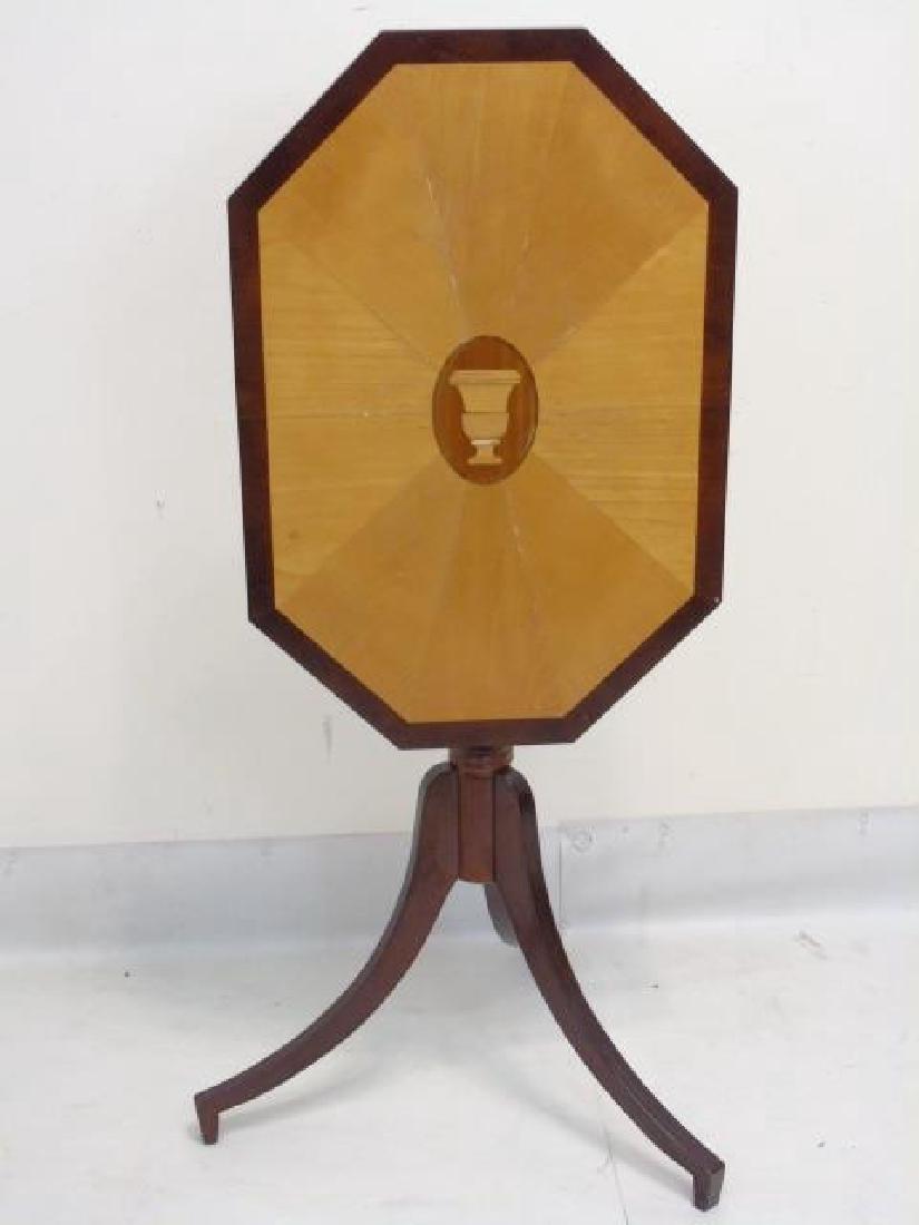 Sheraton Style Marquetry Inlay End Table (1 of 4)