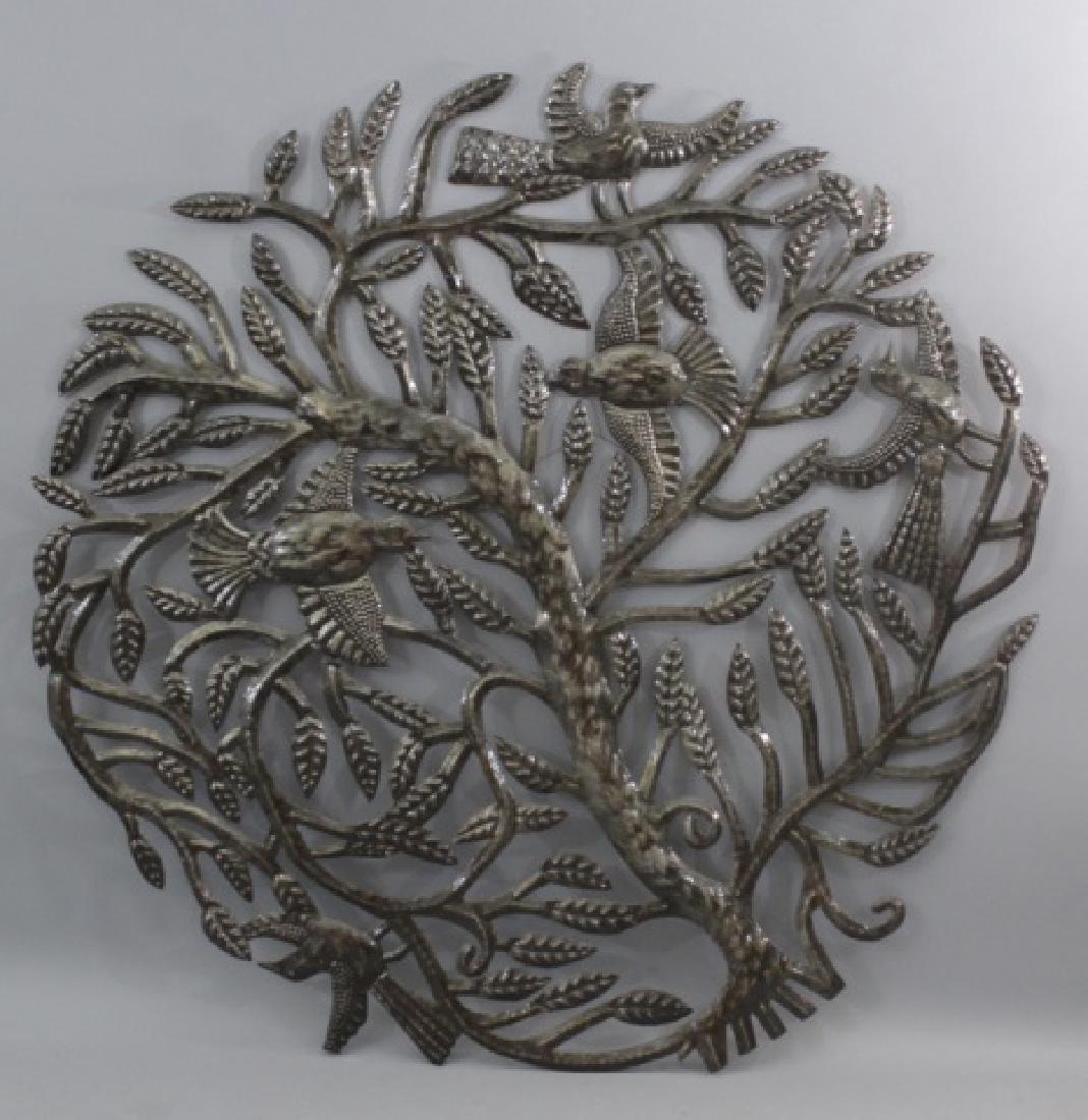 Round Cut Painted Tin Wall Mounted Plaque