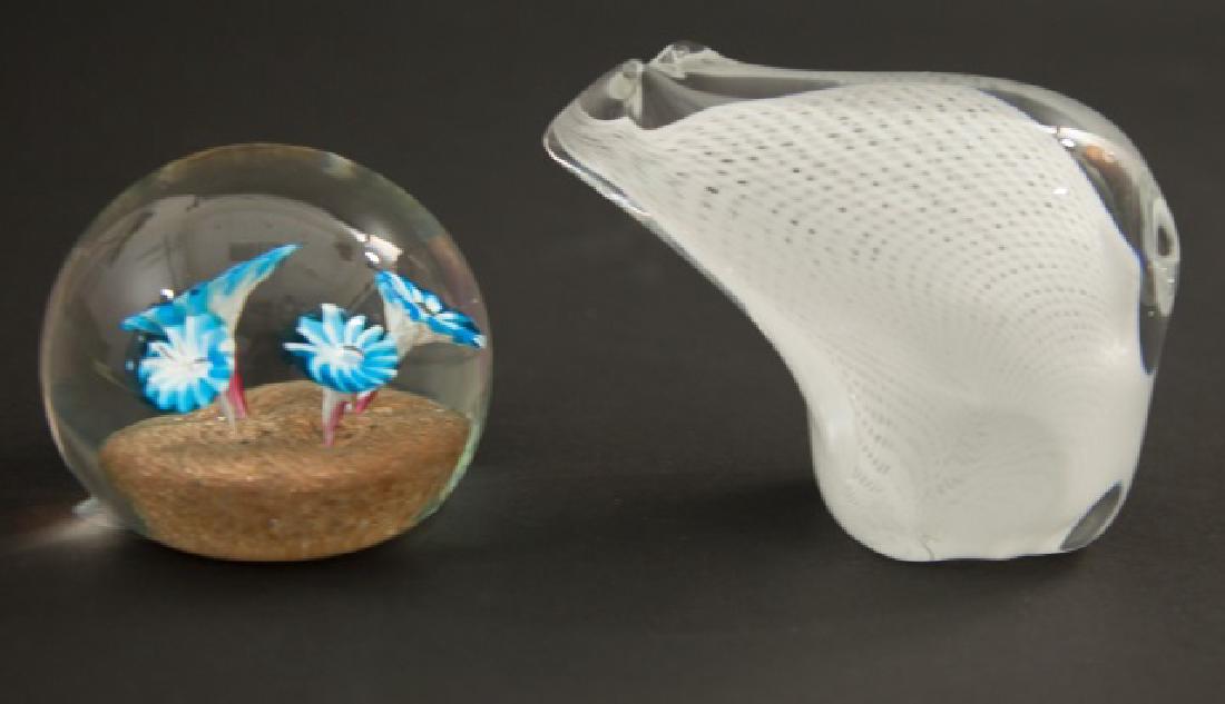 Murano Art Glass Paperweight & Polar Bear Statue: Murano Italy Art Glass Paperweight & Polar Bear Statue. Floral motif with gold flakes has label from Murano. Polar bear with white swirls measures 3.25 inches in height.