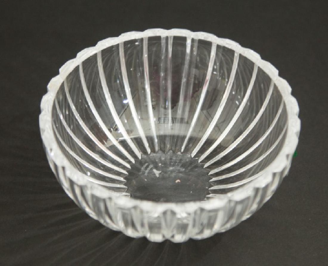 Modern Bowl by Waterford Crystal Marquis Pattern: Modern Style Bowl by Waterford Crystal Marquis Pattern. Signed on bottom. Measures 5.5 inches in diameter.