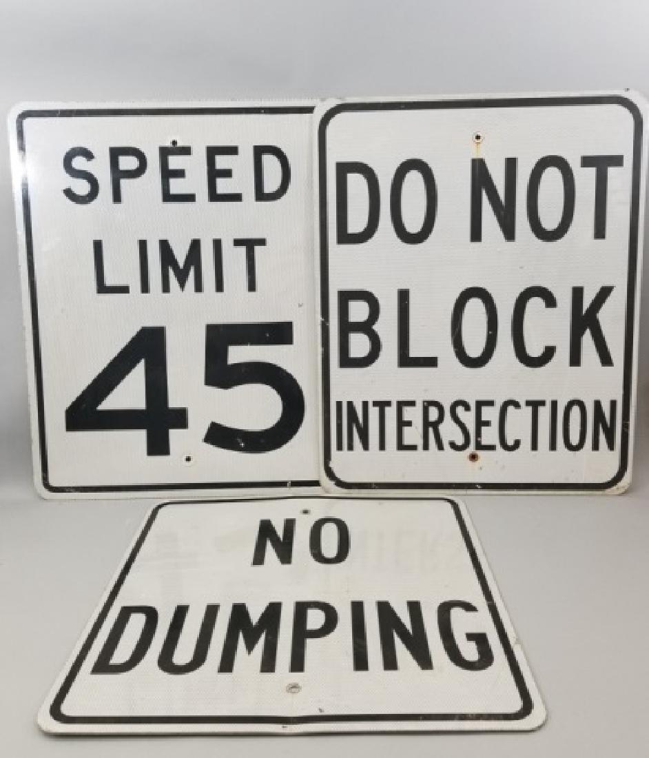 Group 3 Vintage Aluminum Road Signs incl. Speed (1 of 10)