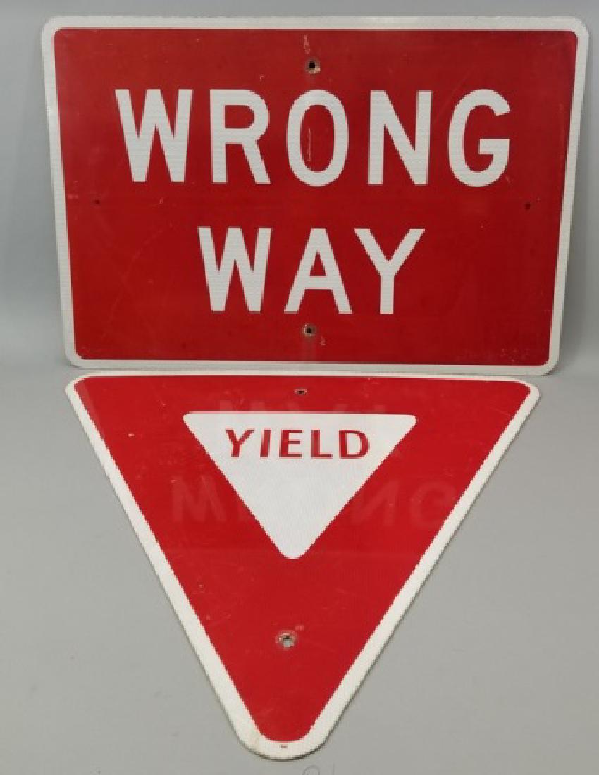 2 Vintage Red Road Signs incl Yield & Wrong Way (1 of 9)