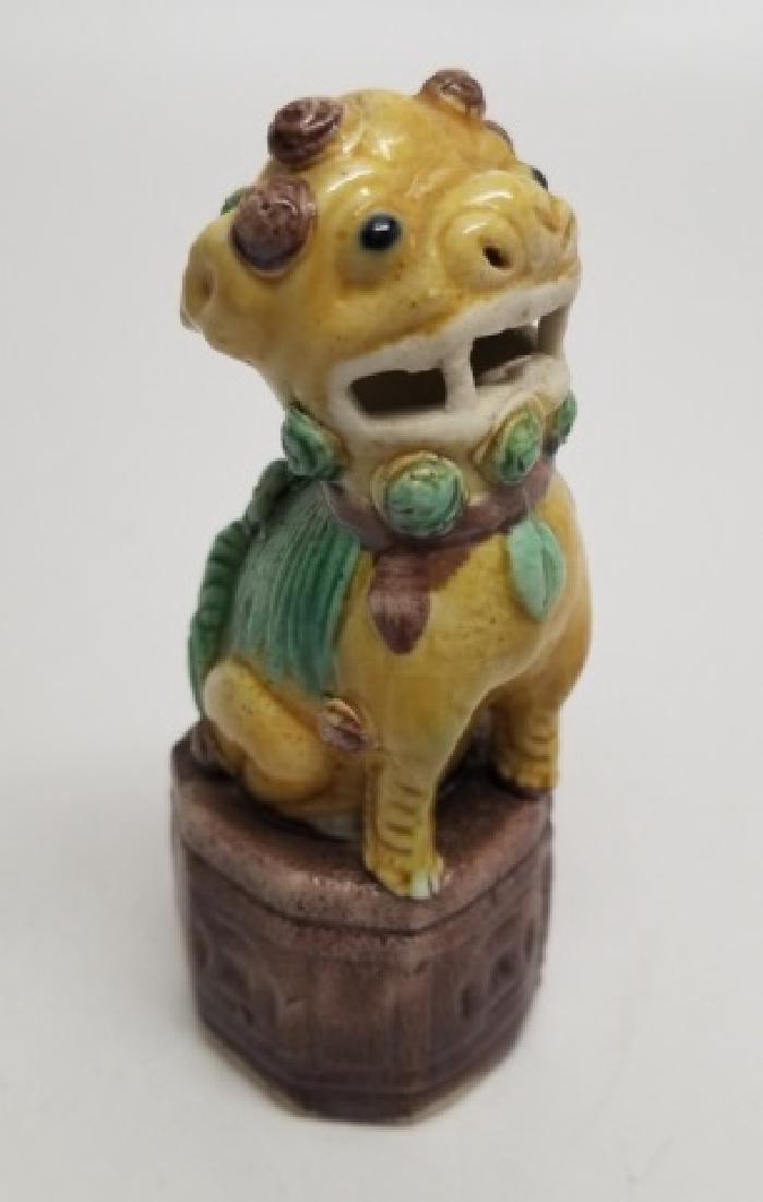 Chinese Hand Painted Pottery Foo Dog Table Statue: Chinese Hand Painted Pottery Foo Dog Table Statue. Measures 4.5 inches in height.