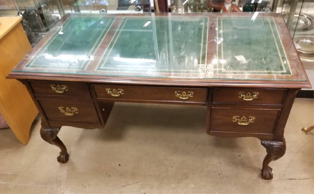 Sligh - English Chippendale Mahogany Leather Desk (1 of 10)