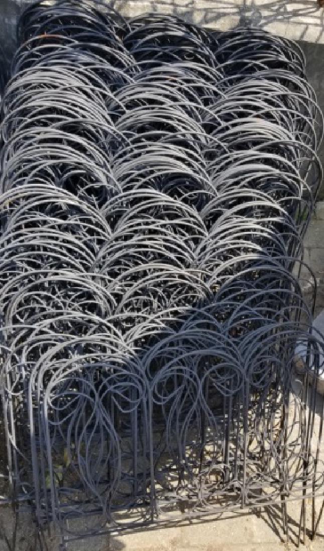 80 Pieces Black Metal Connecting Garden Fencing (1 of 6)