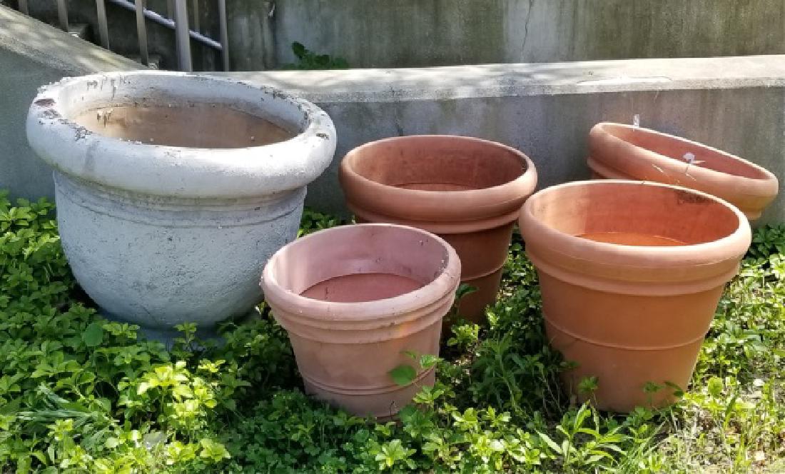 5 Faux Stone & Terracotta Garden Planters (1 of 5)