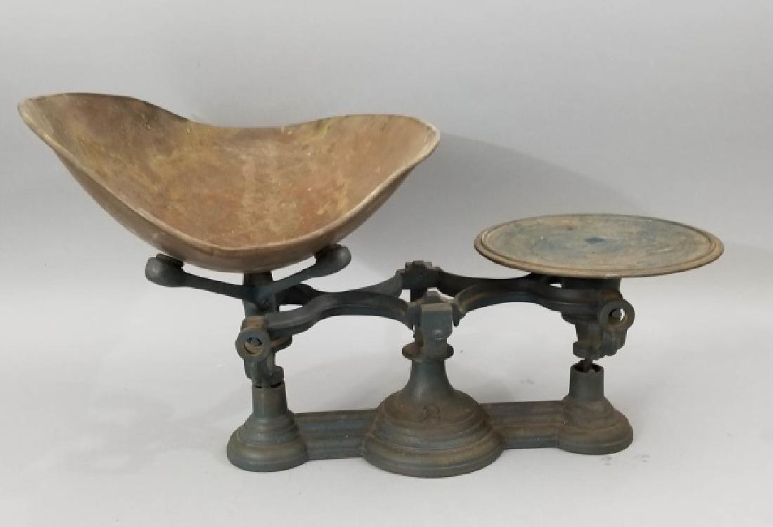 Antique Grocer Cast Iron Counter Scale Green Paint (1 of 8)