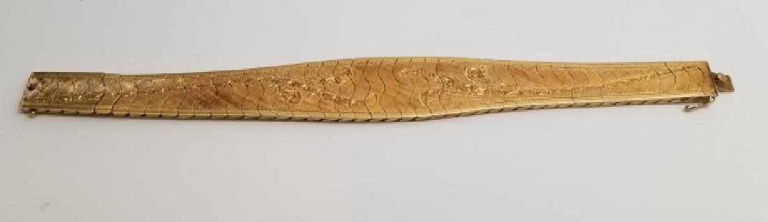 Estate 18kt Gold Italian Chased Panel Bracelet (1 of 8)