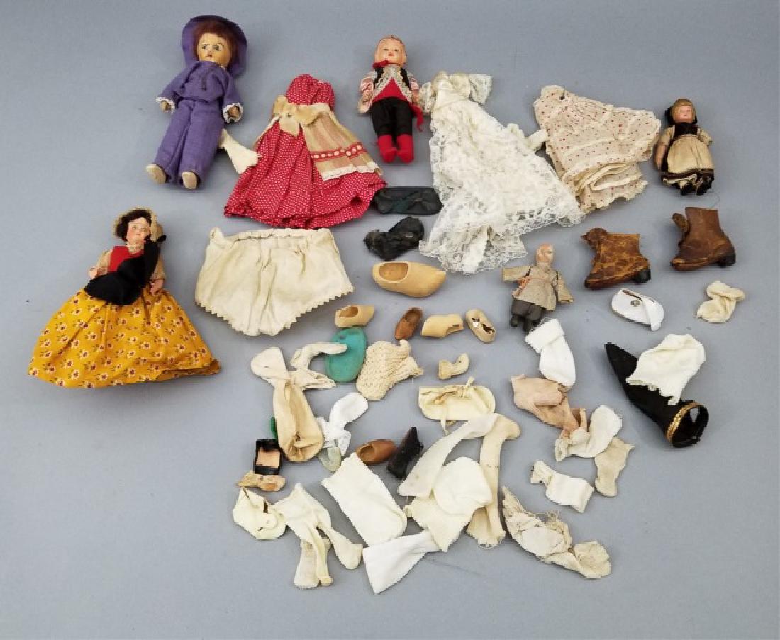 Assorted Antique & Vintage Dolls Clothing & Shoes (1 of 10)