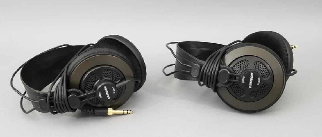 Pair of Samson SR850 Black Headphones (1 of 6)