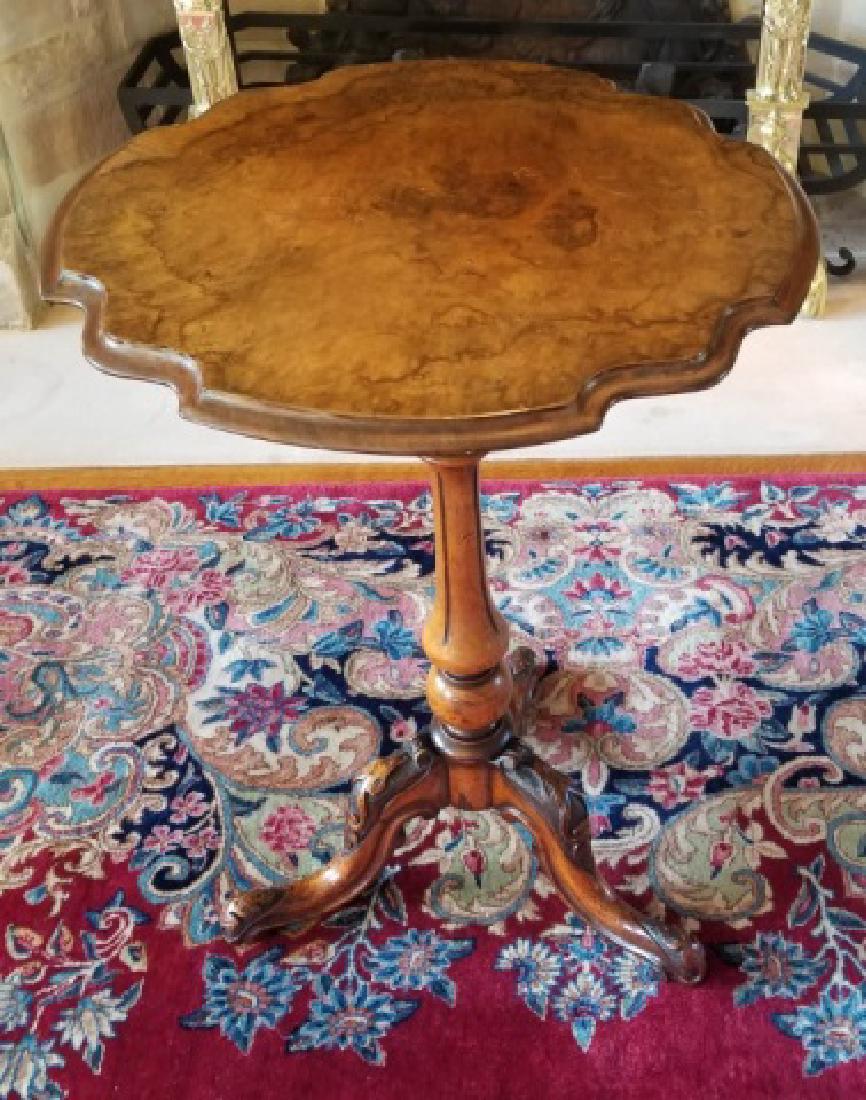 Antique Burl Wood Tilt Top Pedestal Base End Table (1 of 6)