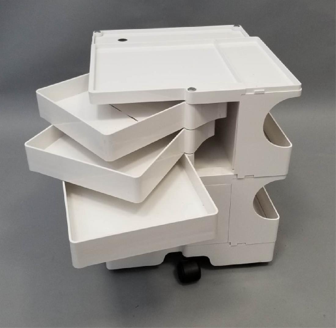 White Plastic Joe Colombo Boby Organizer on Wheels (1 of 6)