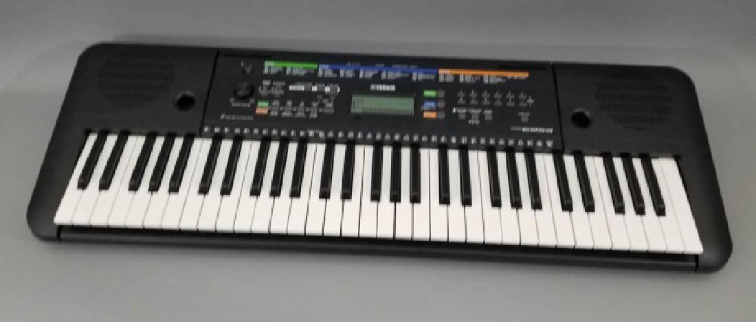 Yamaha PSR E253 Electronic Keyboard (1 of 2) (1 of 7)