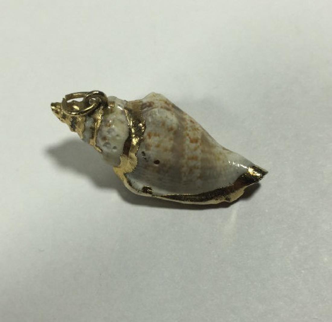 Estate 14kt Yellow Gold Mounted Seashell Pendant (1 of 5)