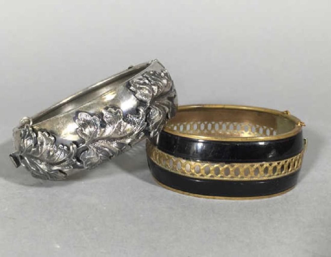 Two Estate / Vintage Hinged Bangle Bracelets (1 of 4)