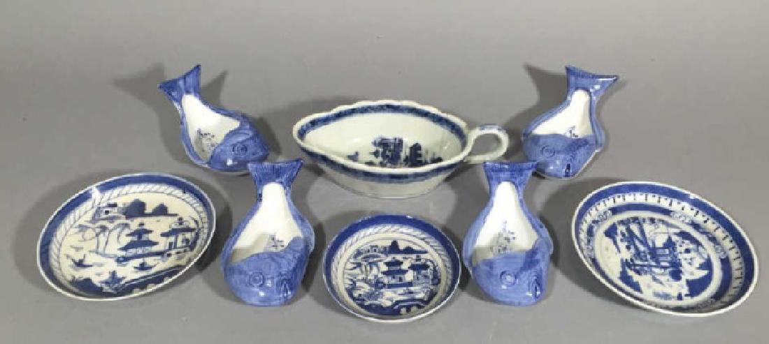8 Blue & White Chinese Ceramic Dining Table Items (1 of 5)