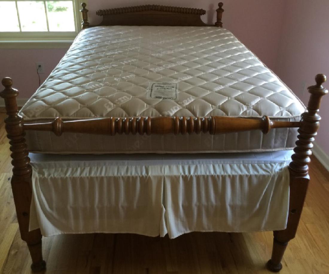 Antique 19th C American Carved Spindle Design Bed Oct 28, 2017