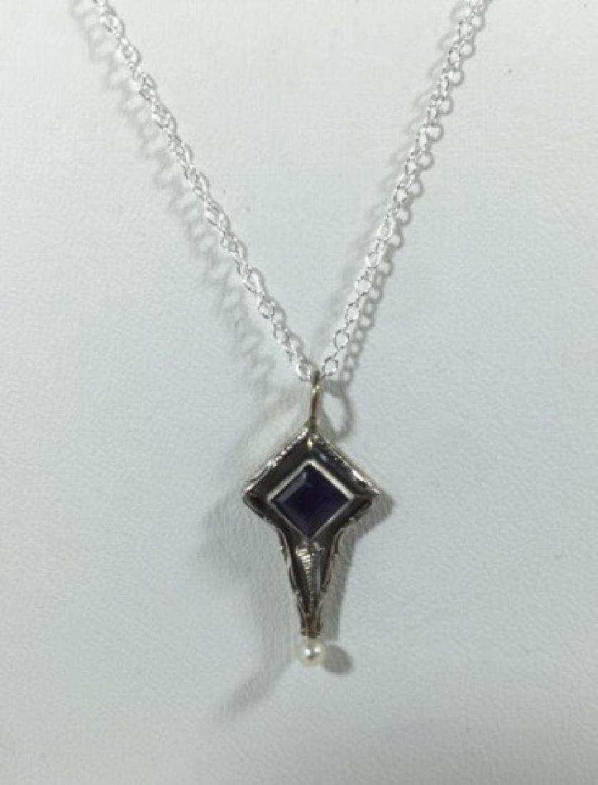 Antique Art Deco Gold Amethyst & Pearl Necklace: Antique Art Deco Gold Amethyst & Pearl Necklace Pendant on Sterling Silver Chain. Measures 18 inches in length.