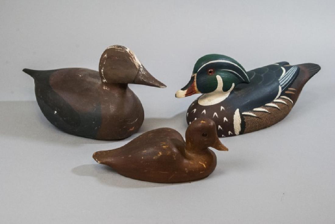 Vintage Signed Painted Duck Decoys & Statues (1 of 7)