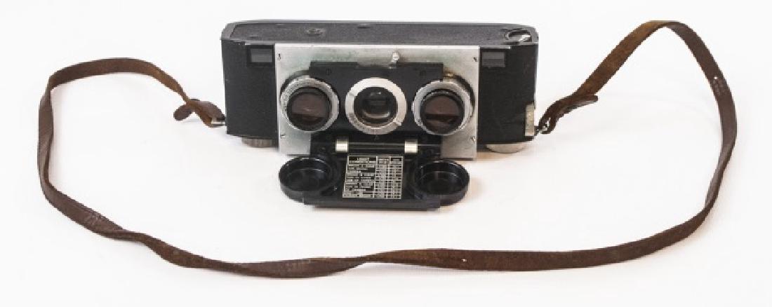 Vintage Stereo Realist Camera (1 of 3)