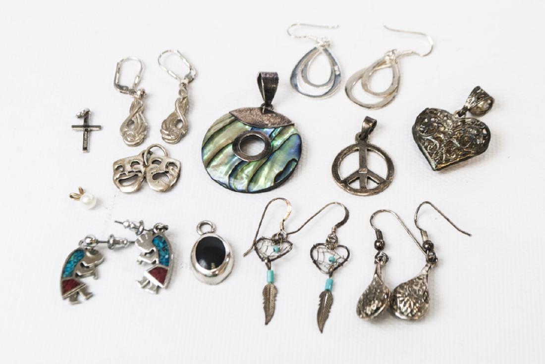 Assorted Vintage Sterling Silver Charms & Earrings (1 of 5)