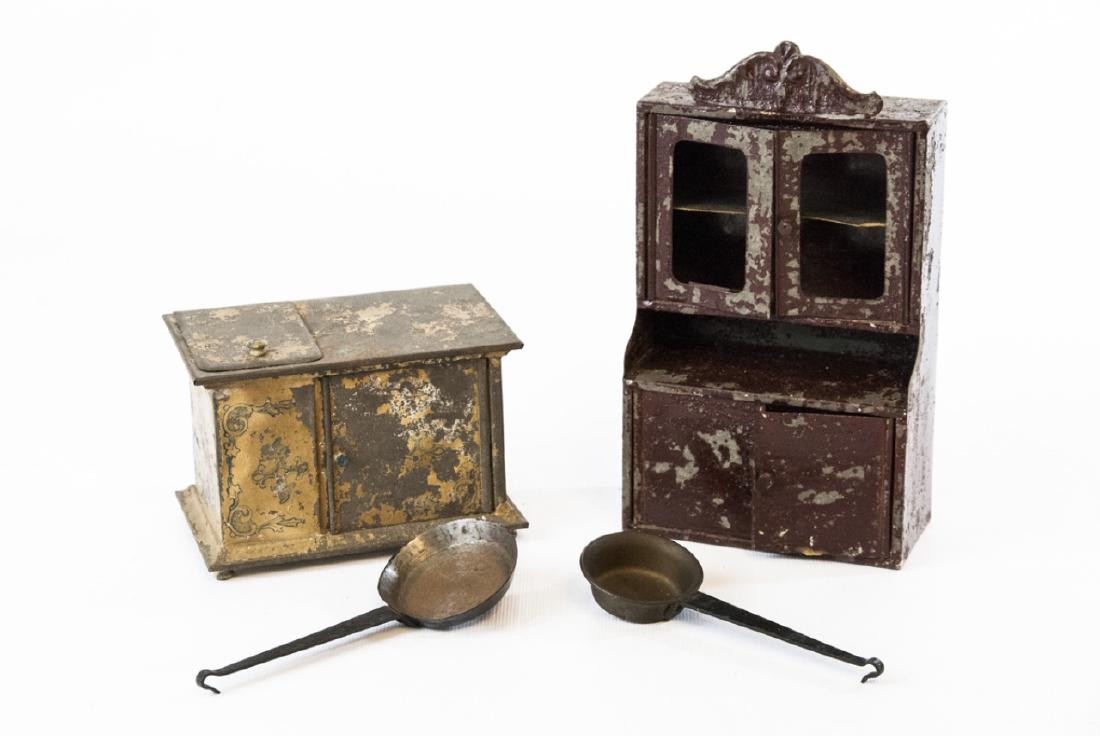 Antique 19th C German Dollhouse Kitchen Items (1 of 5)