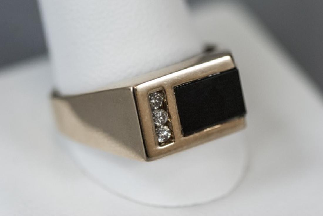 Retro 14kt Yellow Gold Diamond & Onyx Ring (1 of 6)