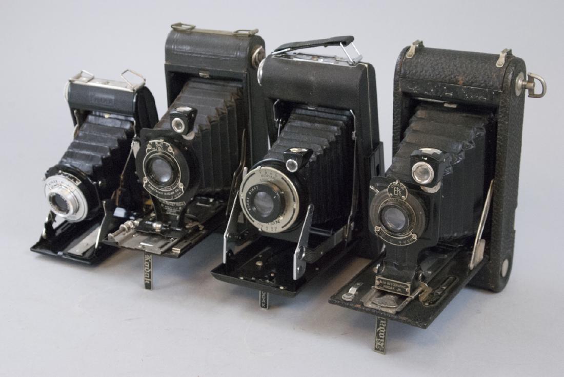Four Antique & Vintage Kodak & Kinax Cameras (1 of 10)