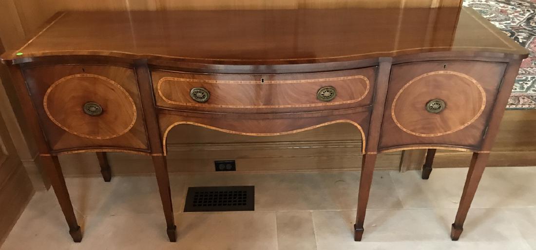 Federal Serpentine Banded Wood Buffet / Sideboard (1 of 5)