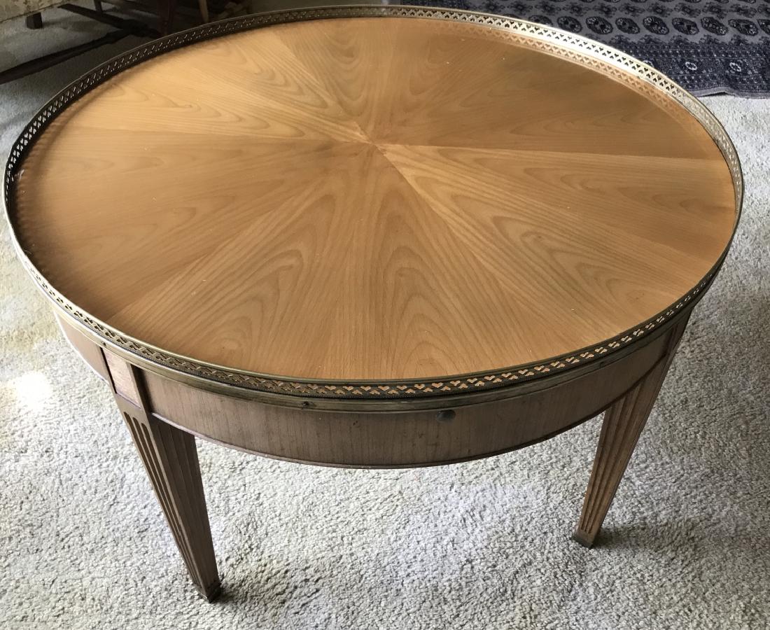 Baker Round End Table w Brass Gallery Trim (1 of 4)