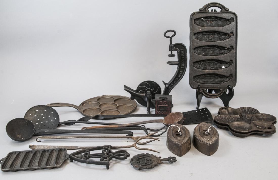 Lot Of Assorted Cast Iron Home & Kitchen Items (1 of 8)