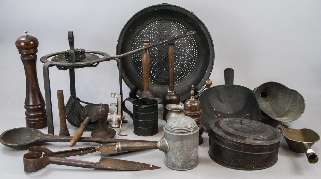 Assorted Lot Of Vintage Cooking Equipment (1 of 5)
