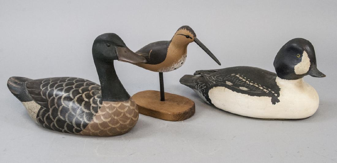 Vintage Hand Carved Duck & Sand Piper Decoys (1 of 6)