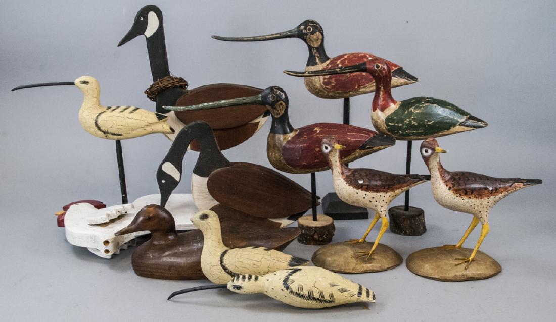 Assorted Lot Of Decoys & Decorative Bird Statues (1 of 10)