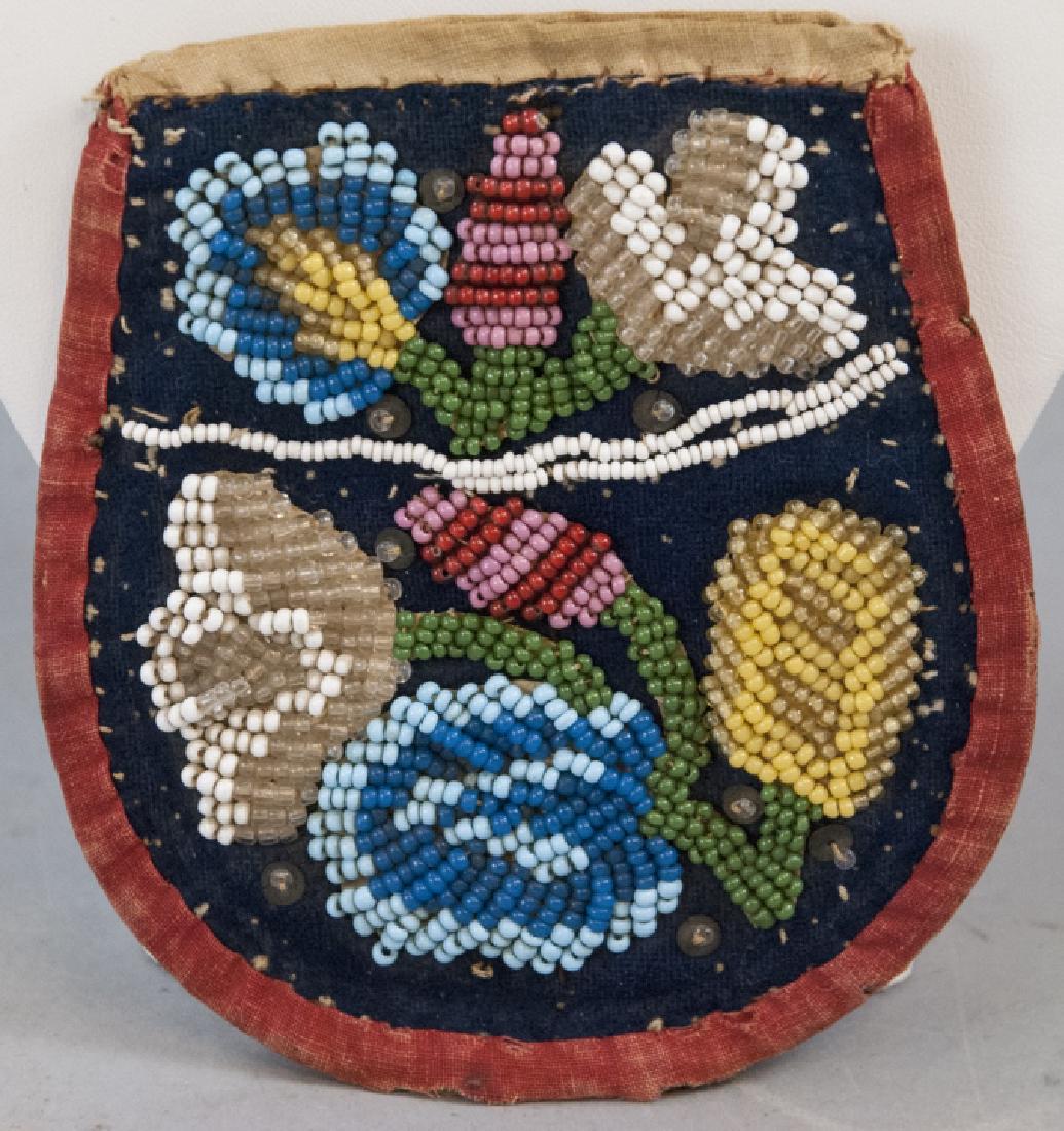 Antique Native American Handmade Beaded Pouch (1 of 6)