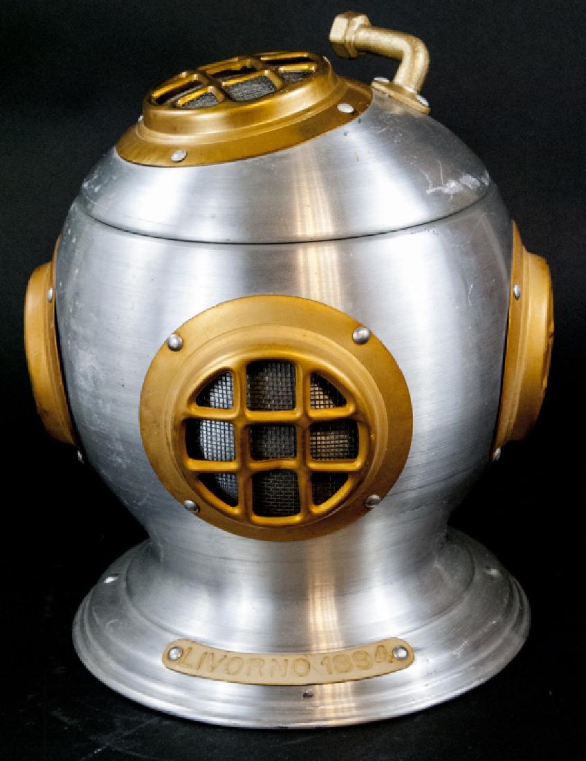 Vintage Diving Helmet Figural Ice Bucket (1 of 6)