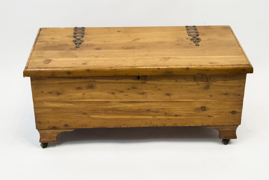 Vintage Solid Cedar Trunk / Storage Chest w Wheels (1 of 7)