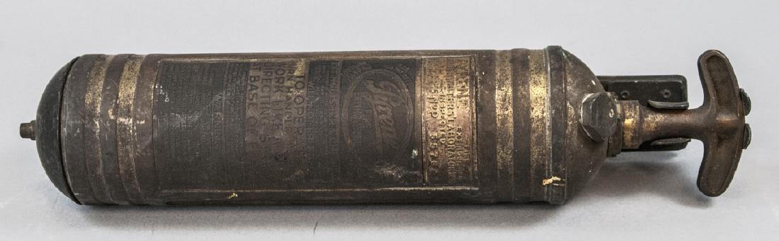 Antique Pyrene Wall Mounted Fire Extinguisher (1 of 6)