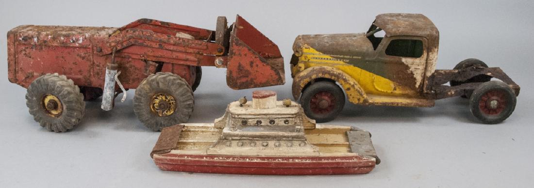 NY-Lint, BuddyL Antique Trucks & Wooden Ferry (1 of 11)