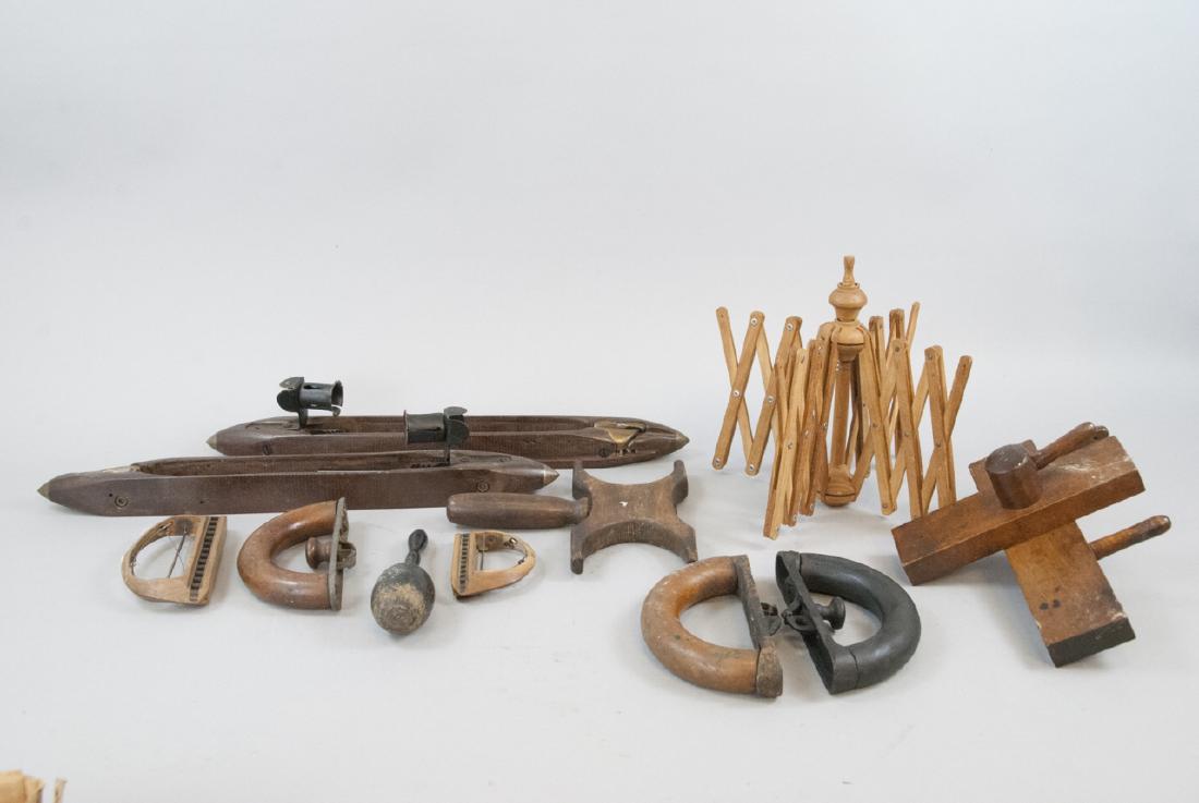 Lot Of Assorted Antique Weaving Shuttles (1 of 5)
